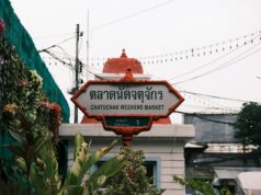JJ Market/Chatuchak: Bangkok’s Massive Weekend Market a street sign